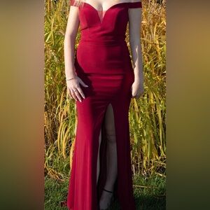 Elegant Burgundy Prom Dress with Front Slip